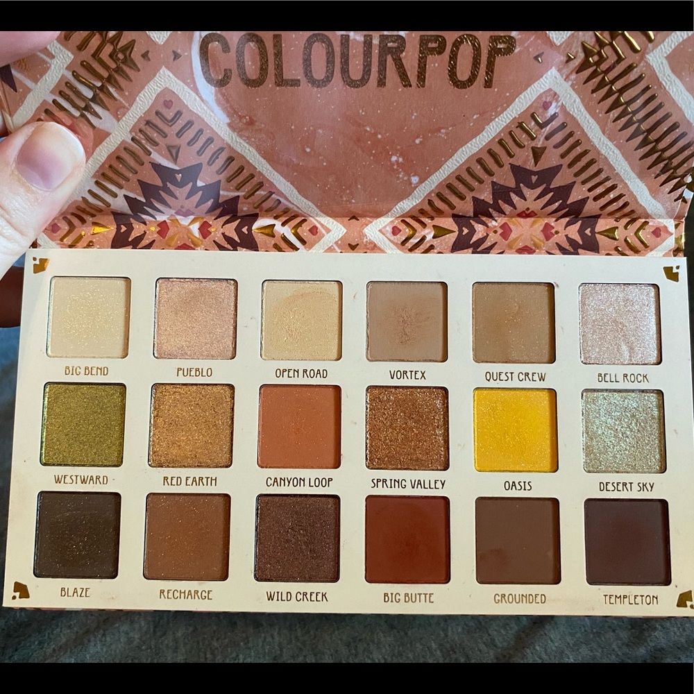 Colourpop - Sandstone Palette